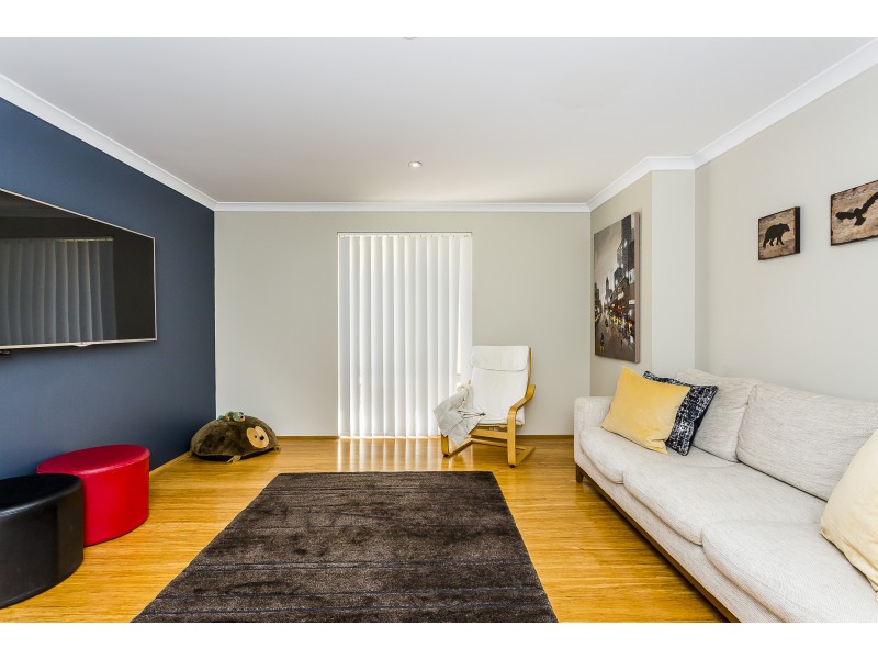 24 Caloundra Street, Secret Harbour WA 6173