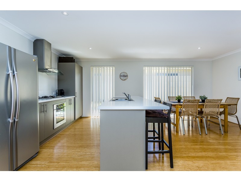 24 Caloundra Street, Secret Harbour WA 6173