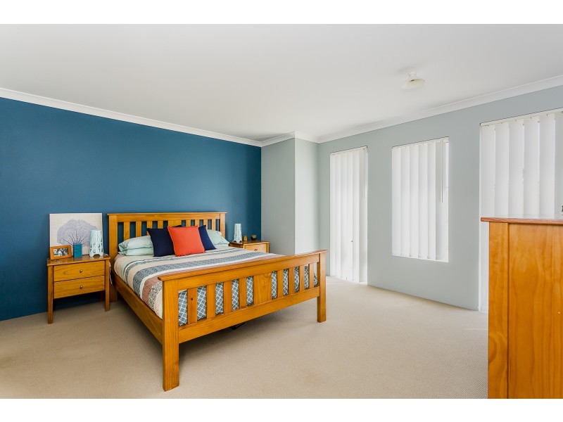 24 Caloundra Street, Secret Harbour WA 6173