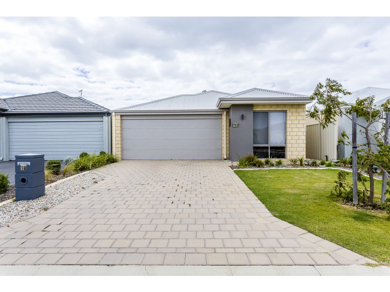 16 Narloo Way, Golden Bay WA 6174