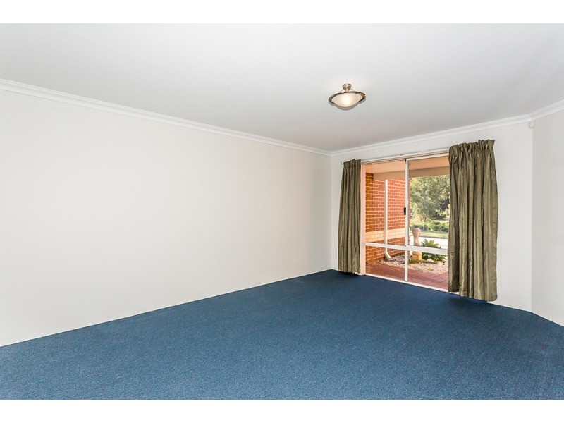 18 Hortonia Avenue, Secret Harbour WA 6173