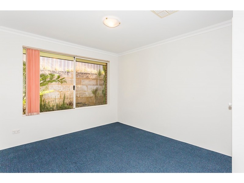 18 Hortonia Avenue, Secret Harbour WA 6173