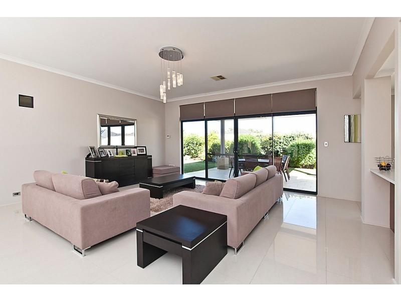 79 Miltona Drive, Secret Harbour WA 6173