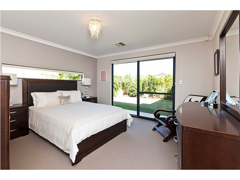 79 Miltona Drive, Secret Harbour WA 6173