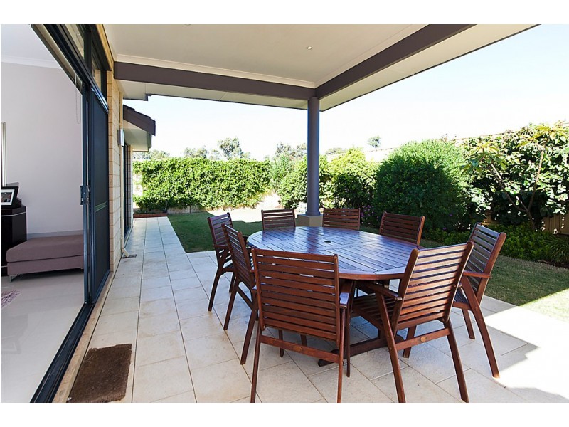 79 Miltona Drive, Secret Harbour WA 6173