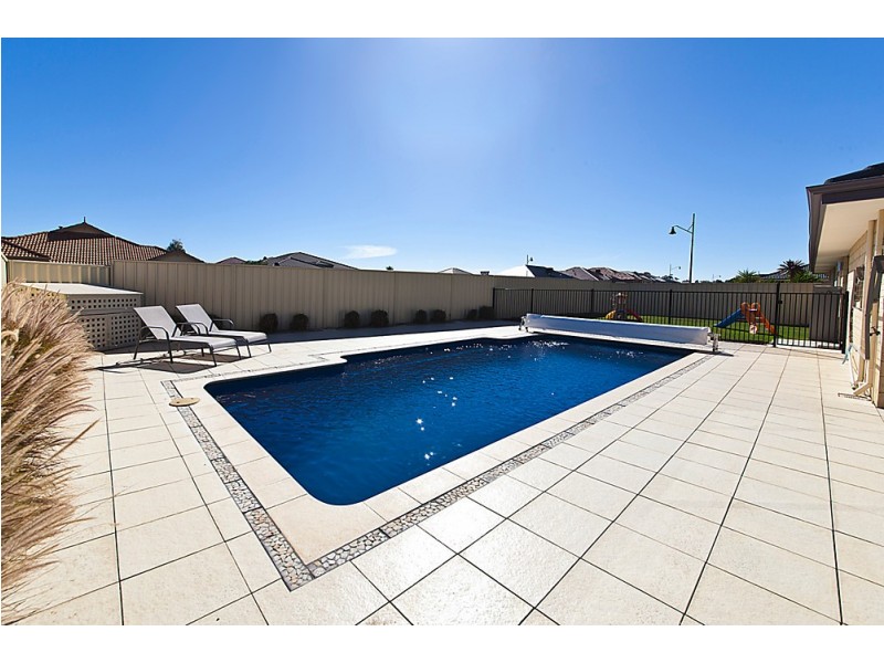 79 Miltona Drive, Secret Harbour WA 6173