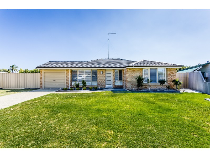 8 Armada Close, Port Kennedy WA 6172