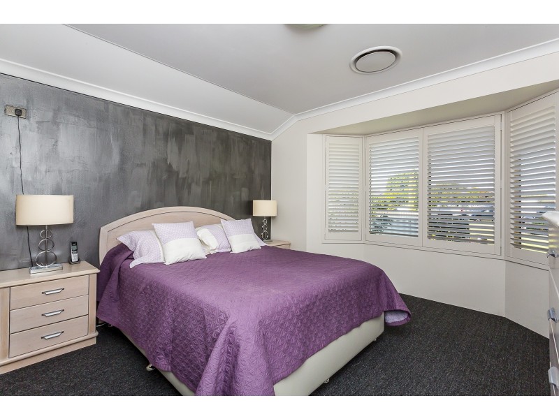 8 Armada Close, Port Kennedy WA 6172