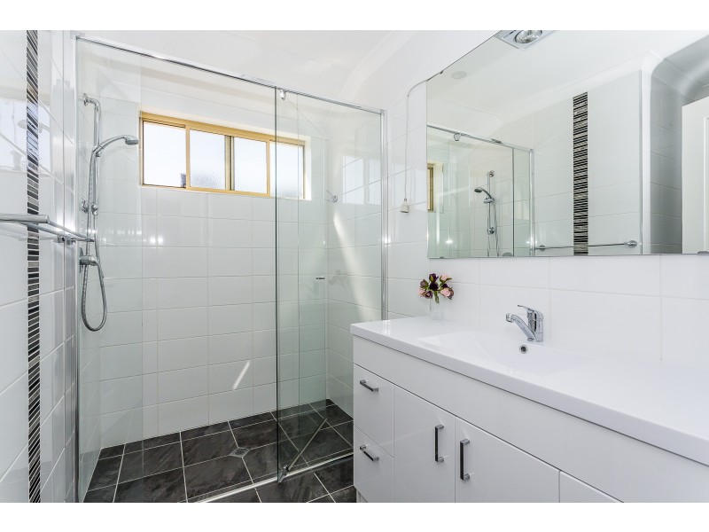 8 Armada Close, Port Kennedy WA 6172