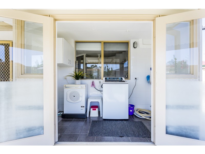 8 Armada Close, Port Kennedy WA 6172