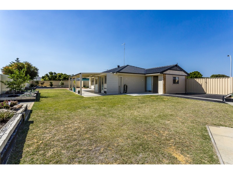 8 Armada Close, Port Kennedy WA 6172