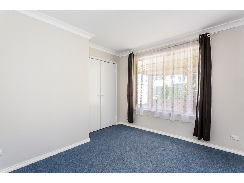 15 Florida Road, Safety Bay WA 6169