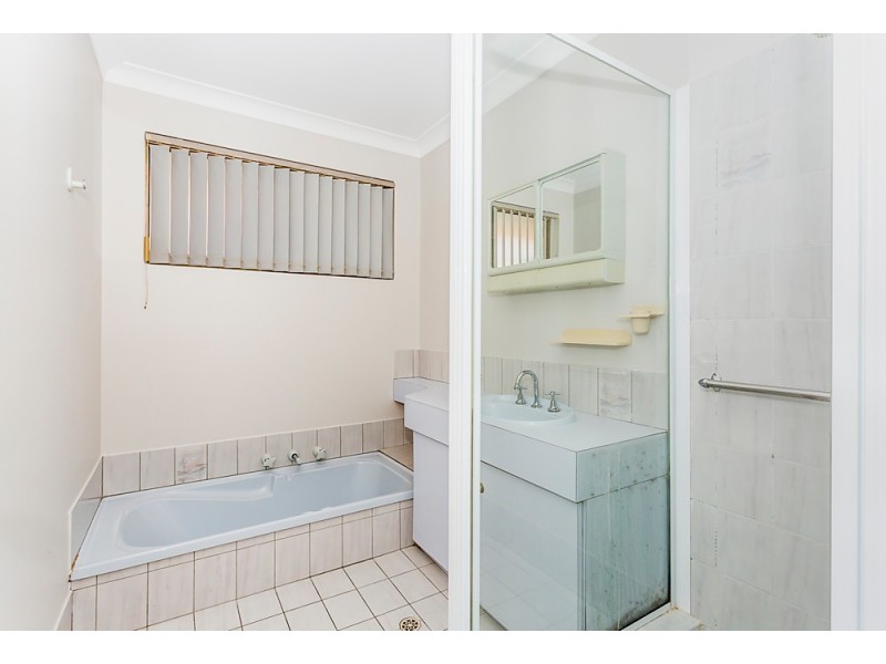 15 Florida Road, Safety Bay WA 6169