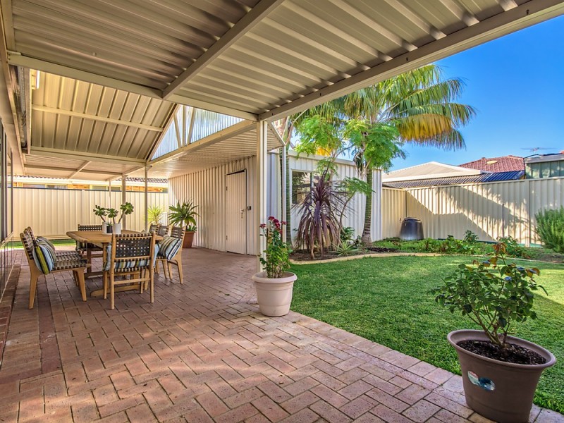 60 Arkwell Avenue, Rockingham WA 6168