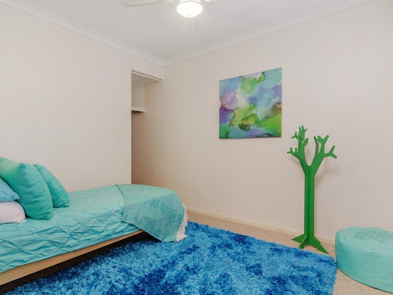 60 Arkwell Avenue, Rockingham WA 6168