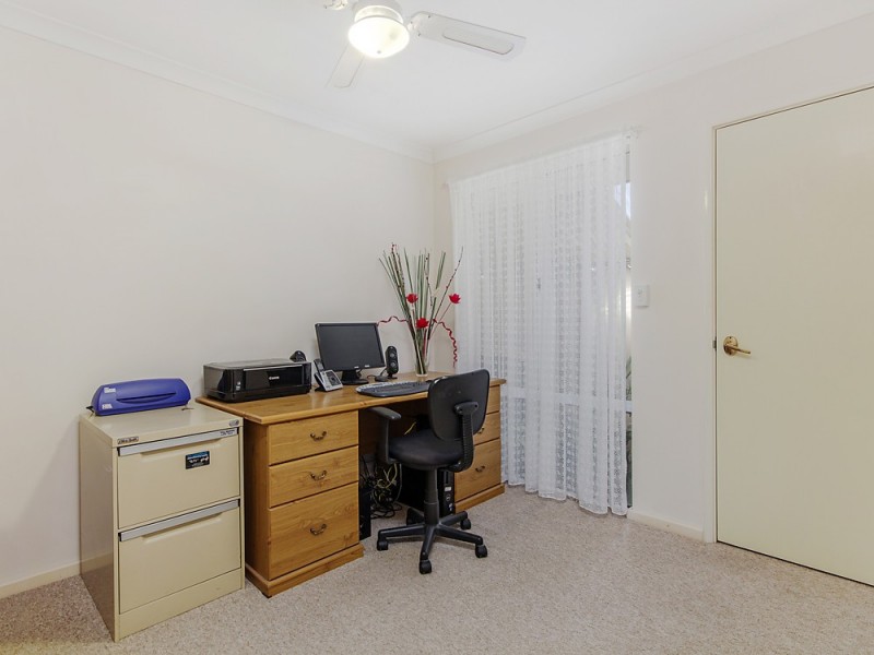 60 Arkwell Avenue, Rockingham WA 6168