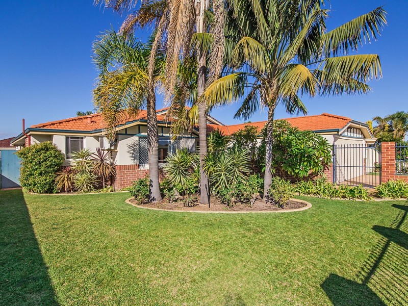 60 Arkwell Avenue, Rockingham WA 6168
