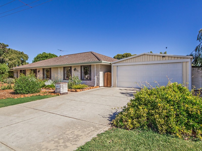 25 Seacrest Street, Safety Bay WA 6169