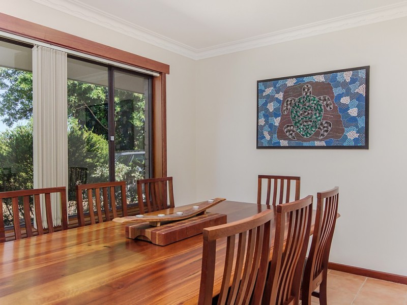 25 Seacrest Street, Safety Bay WA 6169