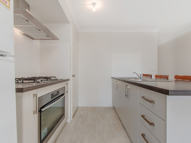 7 Charleston Street, Karnup WA 6176