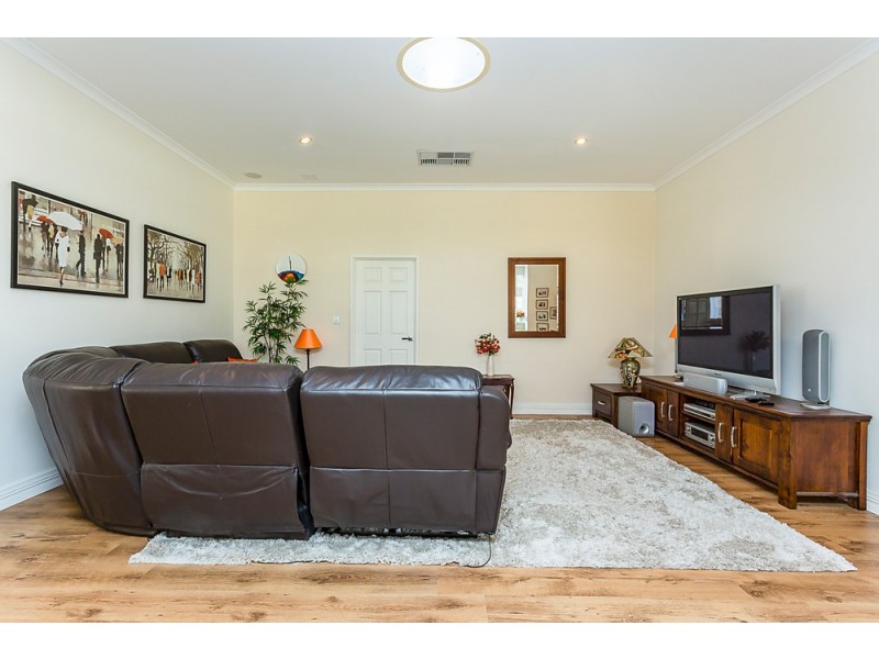 20 San Javier Circle, Secret Harbour WA 6173