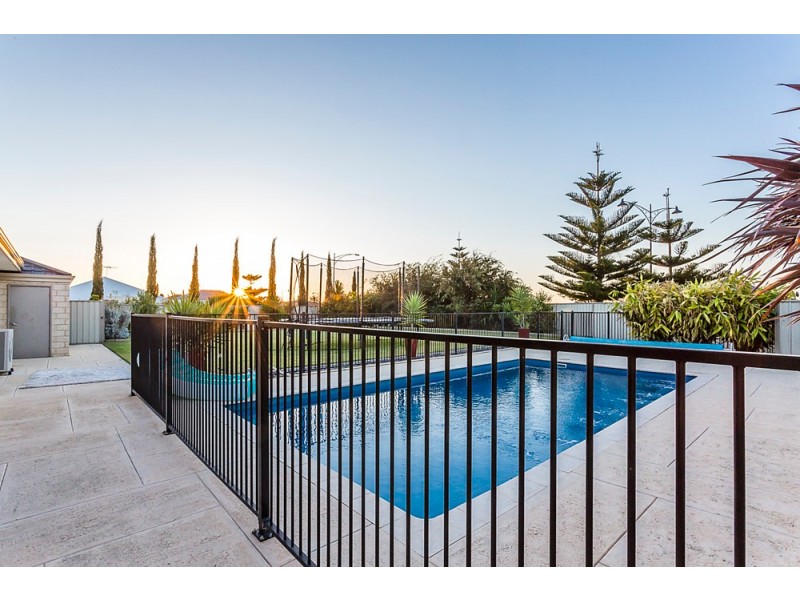 78 Forty Road, Secret Harbour WA 6173