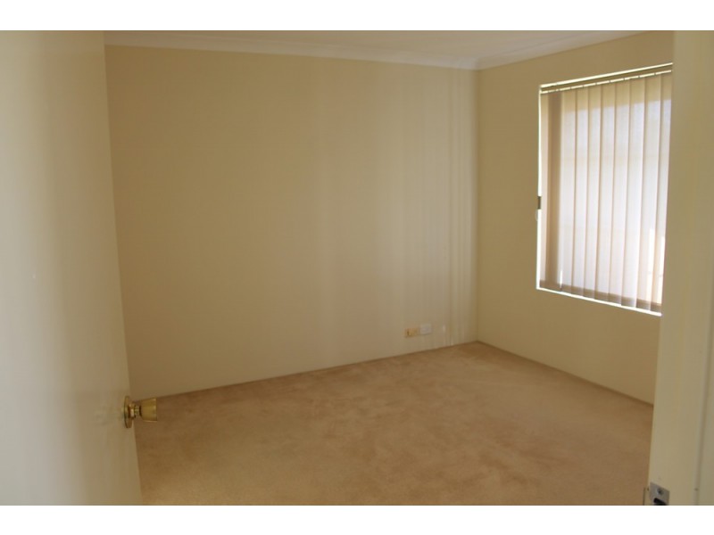 3/25 Penang Loop, Warnbro WA 6169