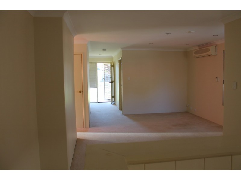 3/25 Penang Loop, Warnbro WA 6169