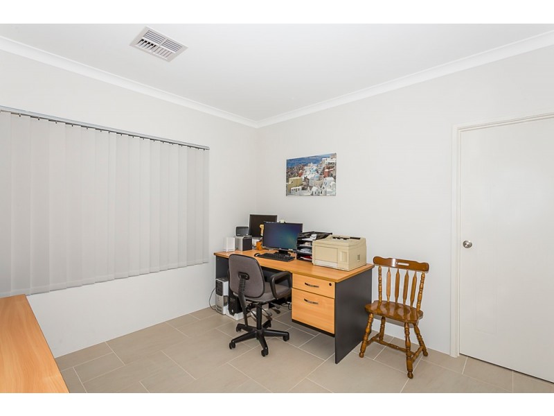 33 Miltona Drive, Secret Harbour WA 6173