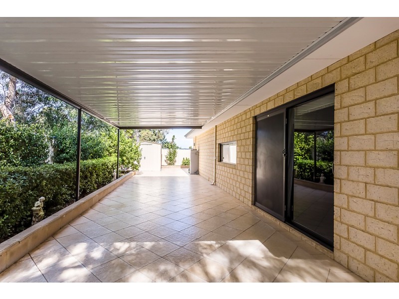 33 Miltona Drive, Secret Harbour WA 6173