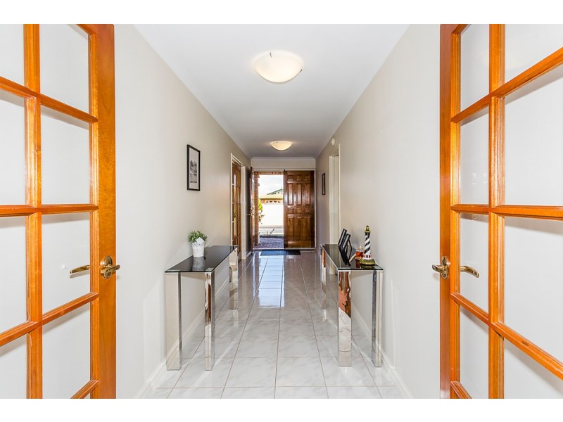 64 Secret Harbour Boulevard, Secret Harbour WA 6173