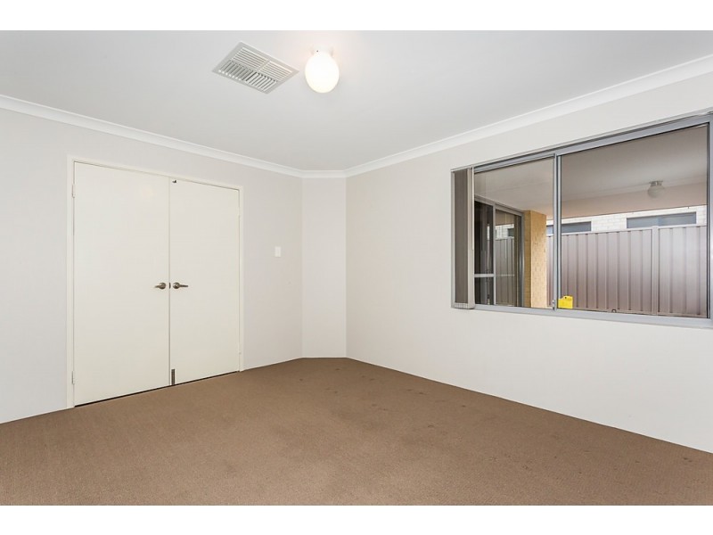 10 Persian Grove, Karnup WA 6176
