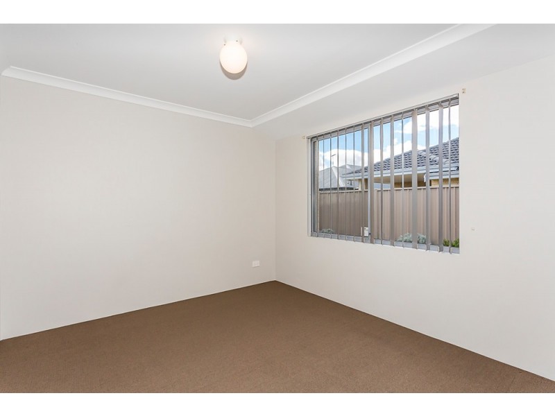 10 Persian Grove, Karnup WA 6176