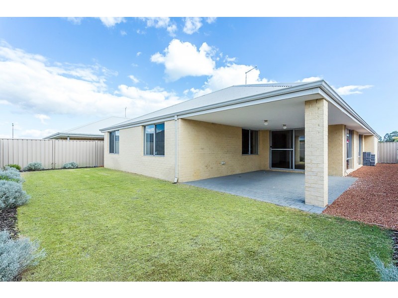 10 Persian Grove, Karnup WA 6176