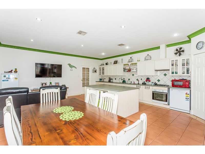 3 Sawley Close, Golden Bay WA 6174