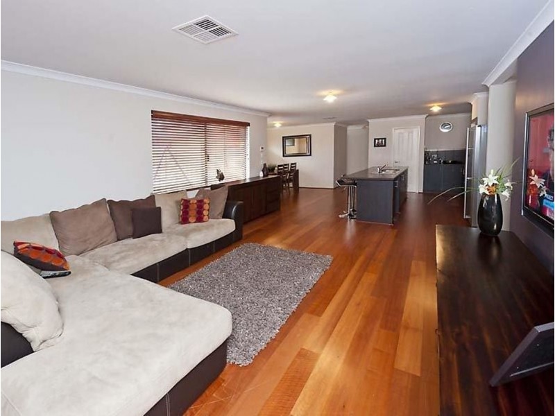 16 Torquay Way, Secret Harbour WA 6173