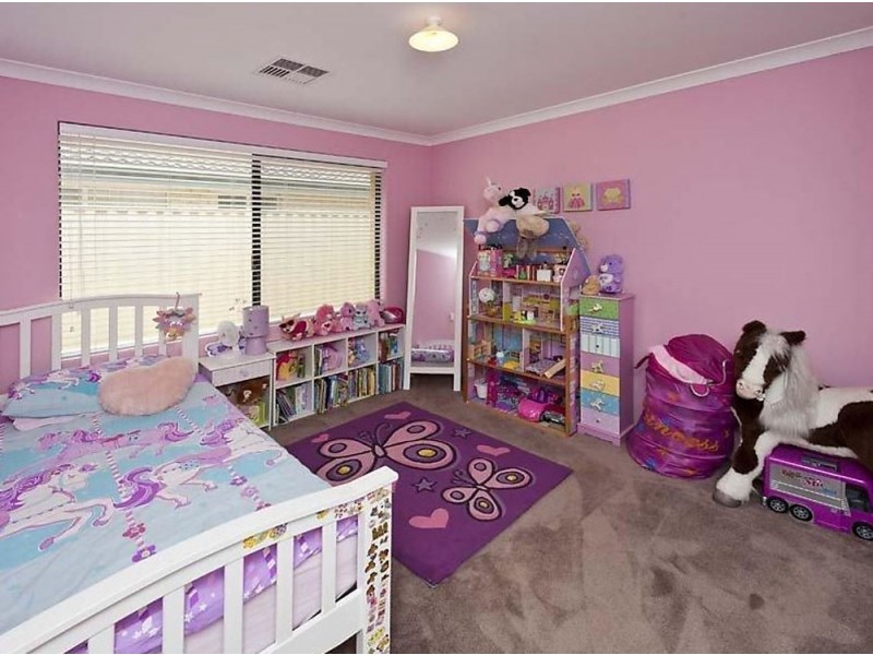 16 Torquay Way, Secret Harbour WA 6173