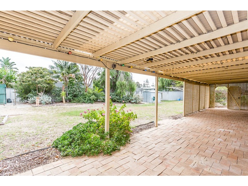 11 Reilly Street, Singleton WA 6175