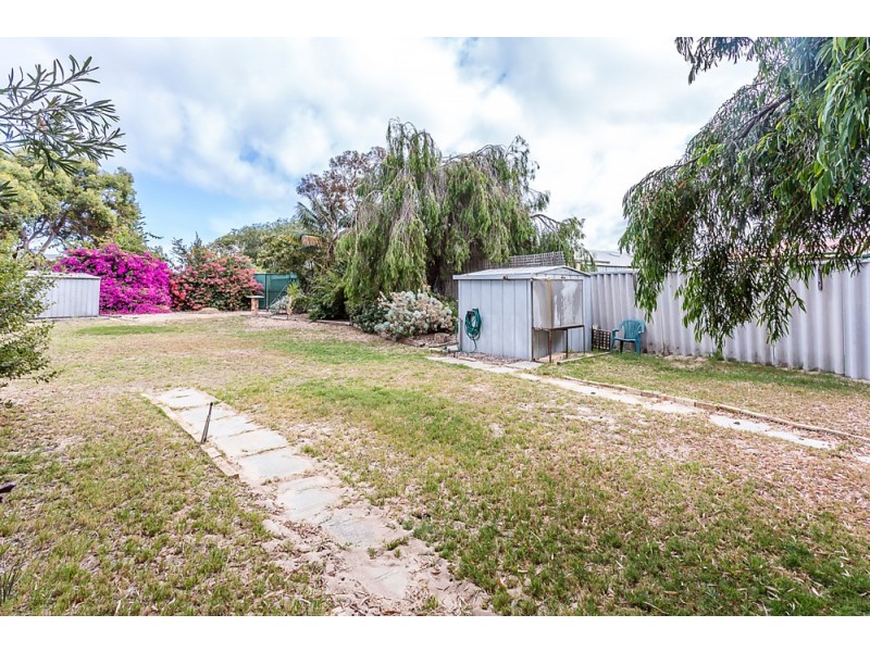 11 Reilly Street, Singleton WA 6175