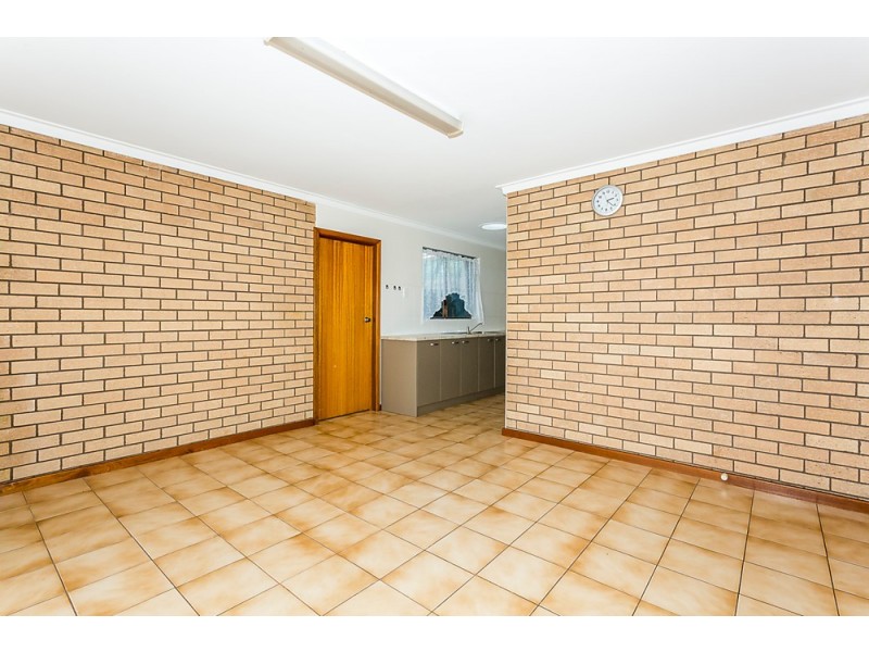 5B Waikiki Road, Safety Bay WA 6169