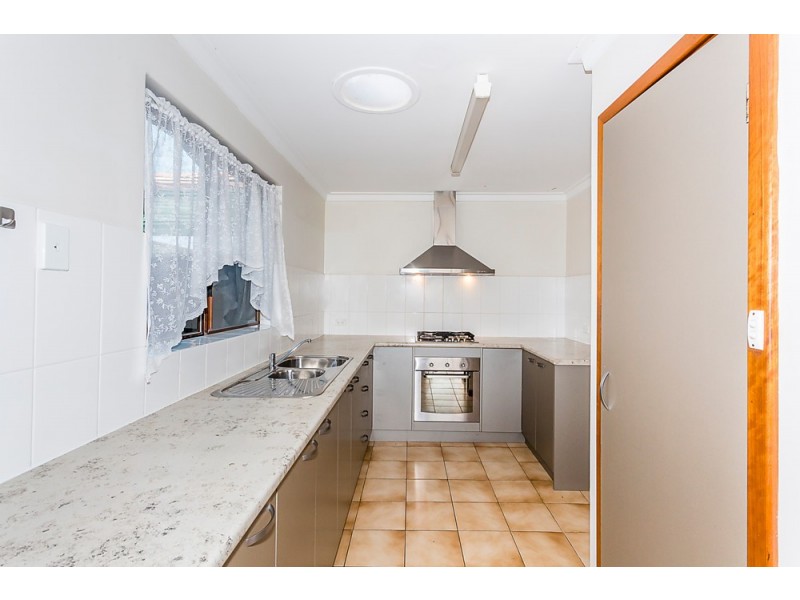 5B Waikiki Road, Safety Bay WA 6169