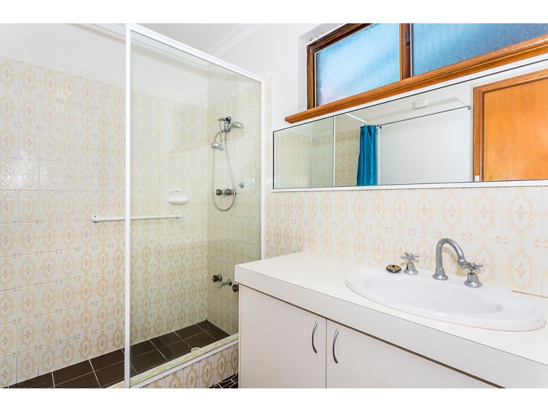 5B Waikiki Road, Safety Bay WA 6169