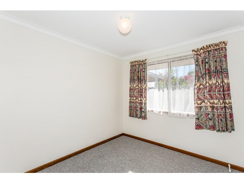 5B Waikiki Road, Safety Bay WA 6169