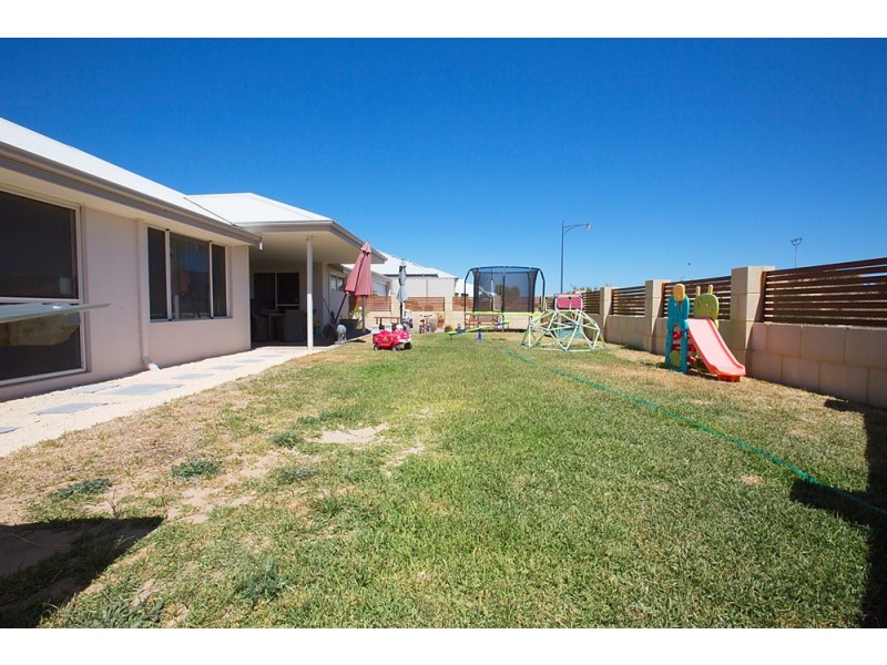 63 Kimberley Drive, Secret Harbour WA 6173