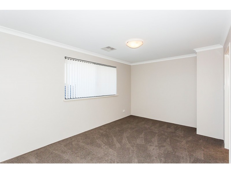 28 Stamford Crescent, Secret Harbour WA 6173