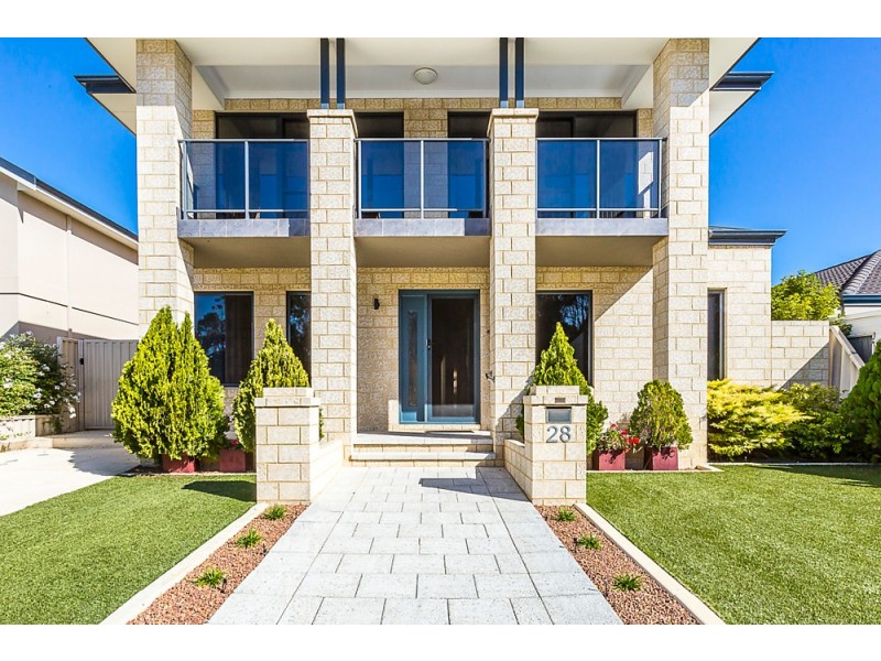 28 Stamford Crescent, Secret Harbour WA 6173