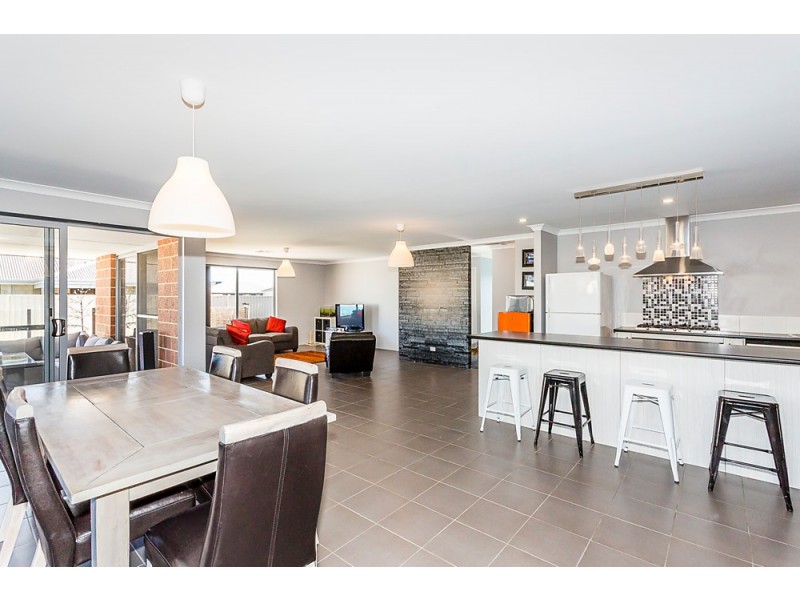 26 Geographe Bay Pass, Secret Harbour WA 6173