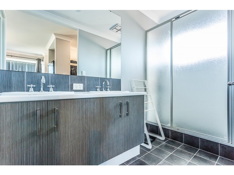 26 Geographe Bay Pass, Secret Harbour WA 6173