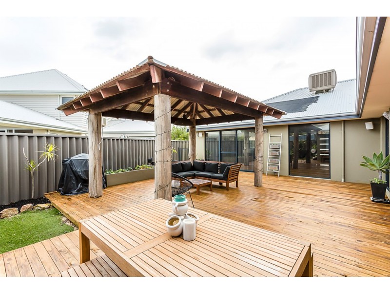 12 Anvils Circle, Secret Harbour WA 6173