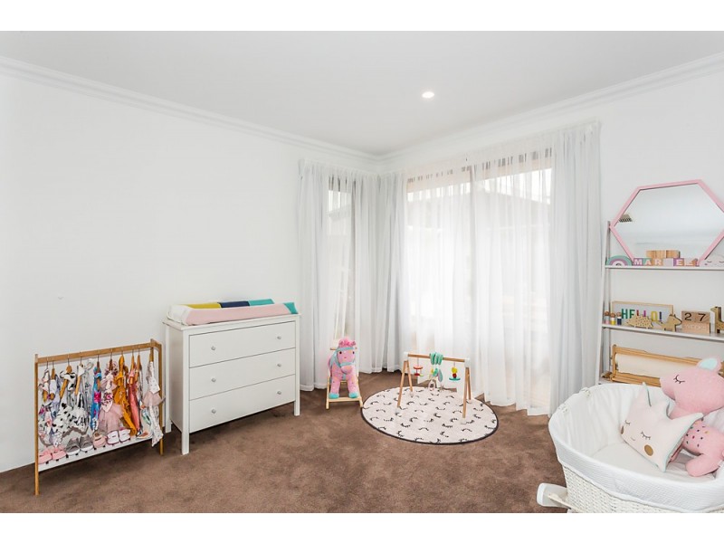 12 Anvils Circle, Secret Harbour WA 6173